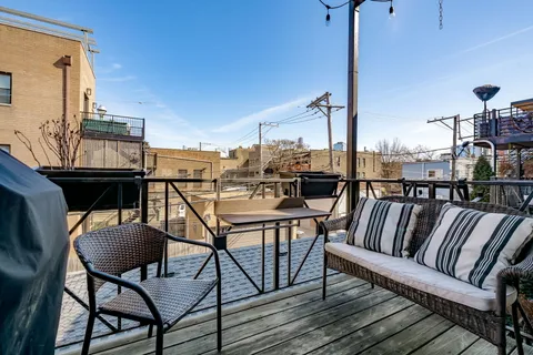 $450,000 | 615 North Noble Street, Unit 2N, Chicago, IL 60642