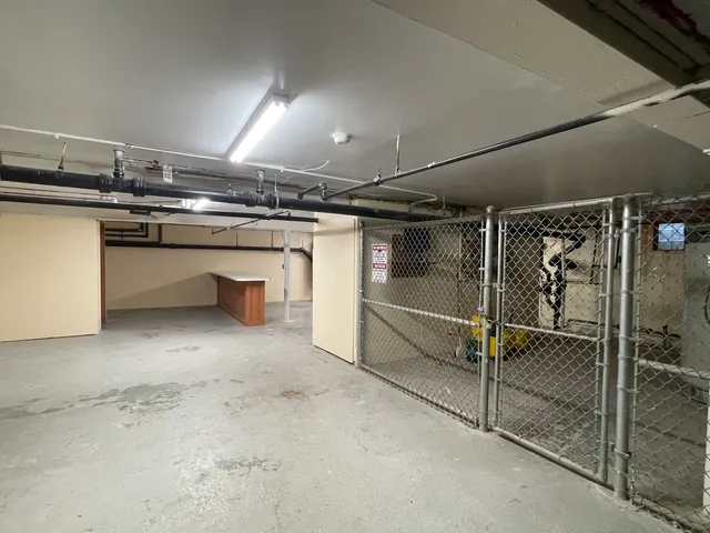 $219,999 | 816 East Old Willow Road, Unit 110, Prospect Heights, IL 60070