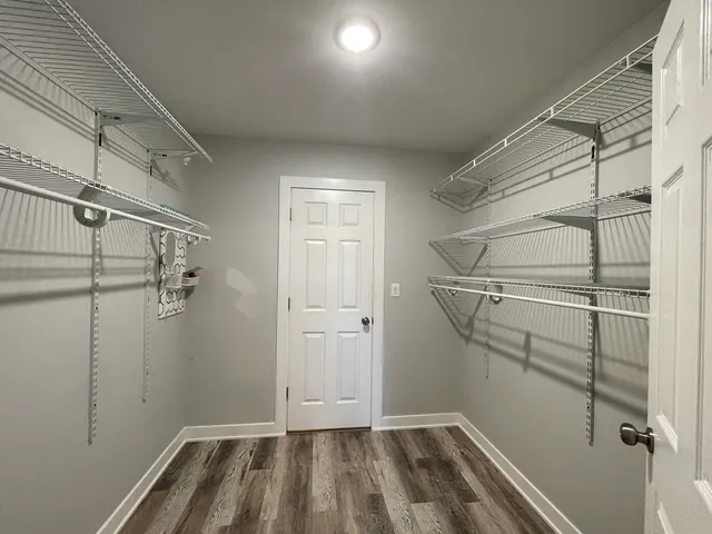 $219,999 | 816 East Old Willow Road, Unit 110, Prospect Heights, IL 60070