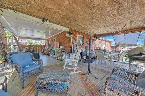 $239,950 | 212 Nancy Drive Northwest, Roanoke, VA 24017