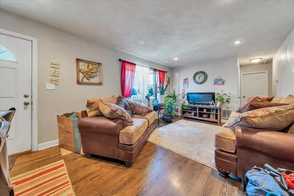 $239,950 | 212 Nancy Drive Northwest, Roanoke, VA 24017