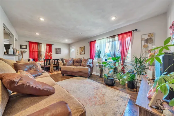 $239,950 | 212 Nancy Drive Northwest, Roanoke, VA 24017