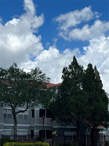 $1,250 | 18001 Richmond Pl Drive, Unit 616, Tampa, FL 33647