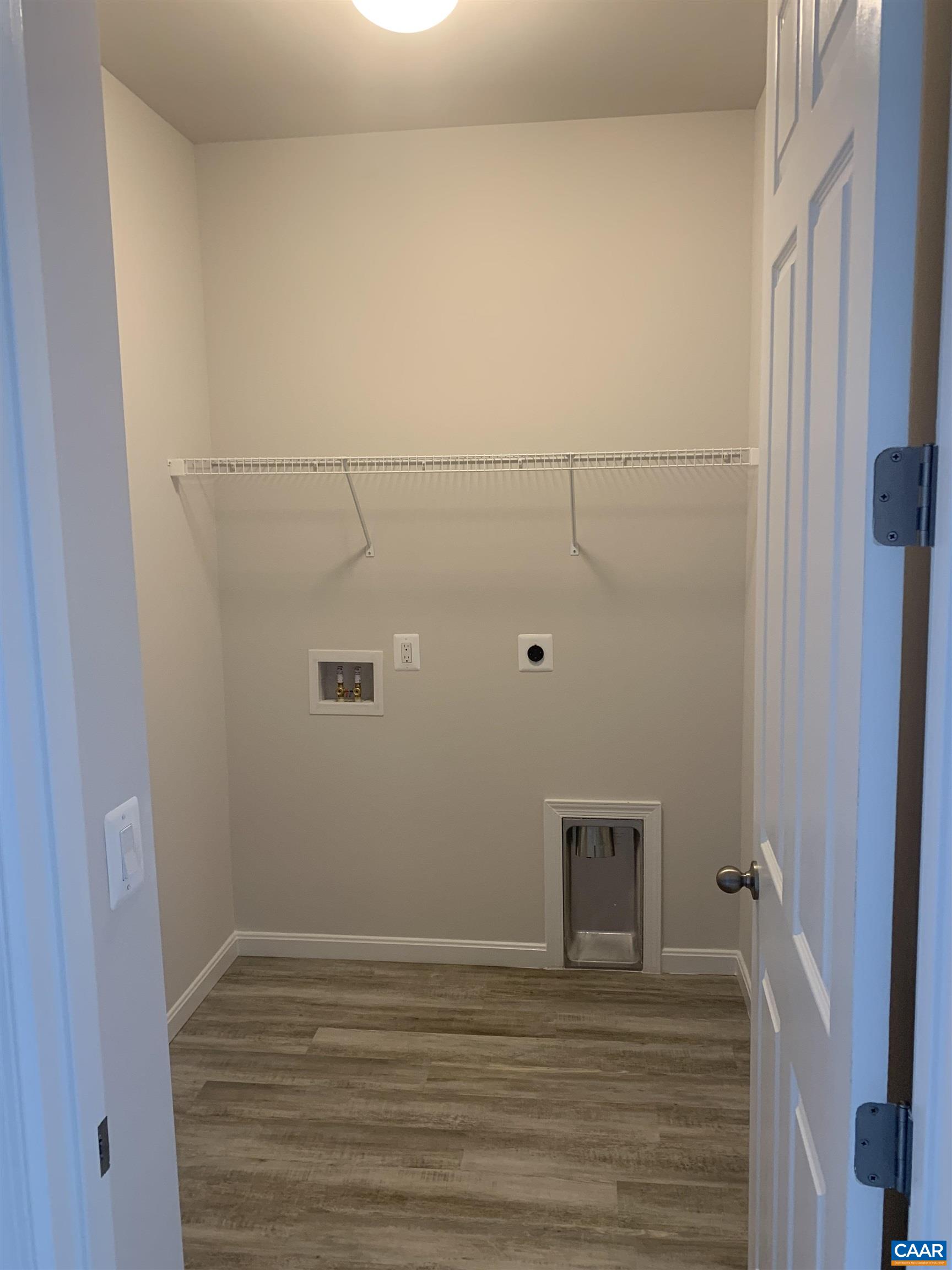 758 Round Hill Road Orange, VA 22960 - Photo 18 of 23 a view of small space