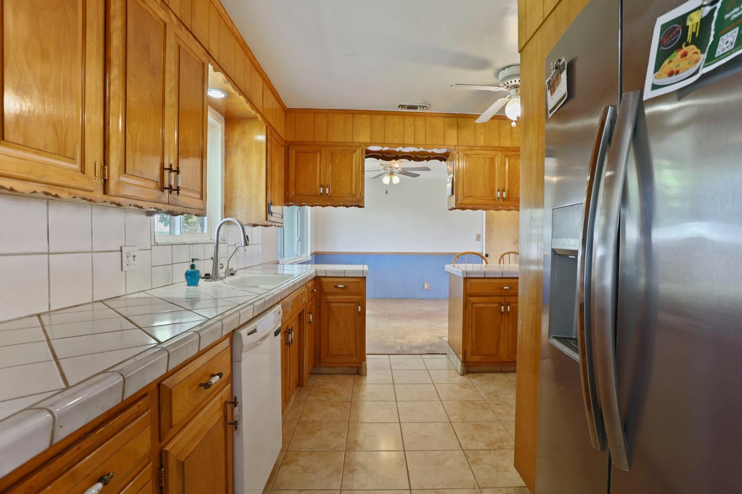 4592 West Woodbridge Road Lodi, CA 95242 - Photo 15 of 71