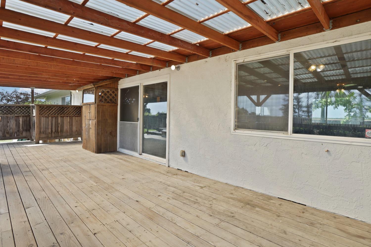 4592 West Woodbridge Road Lodi, CA 95242 - Photo 41 of 71