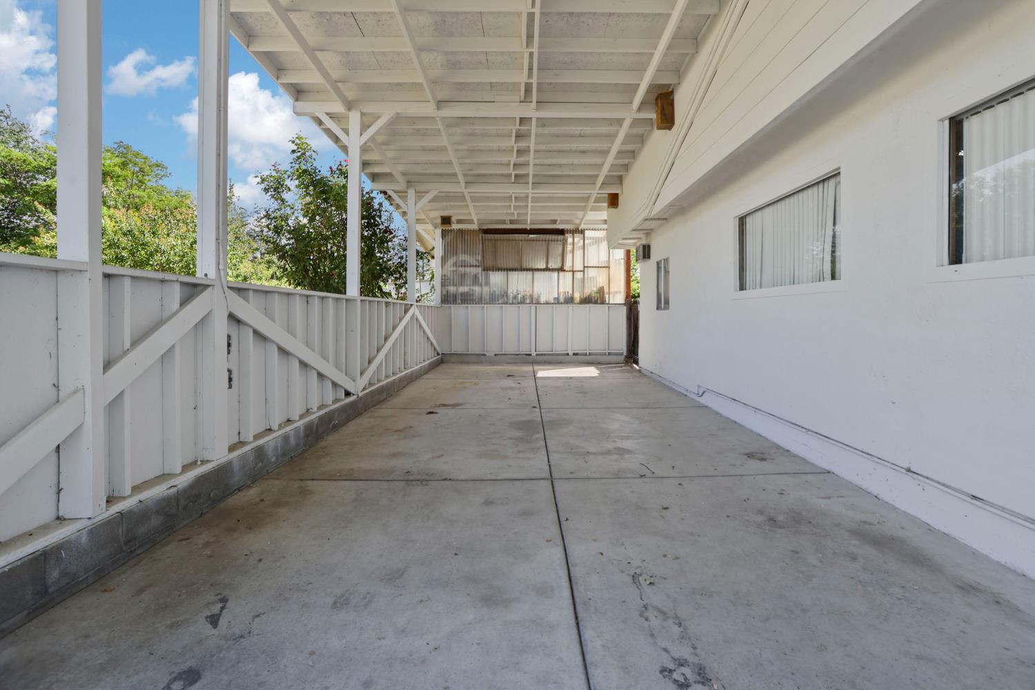 4592 West Woodbridge Road Lodi, CA 95242 - Photo 9 of 71