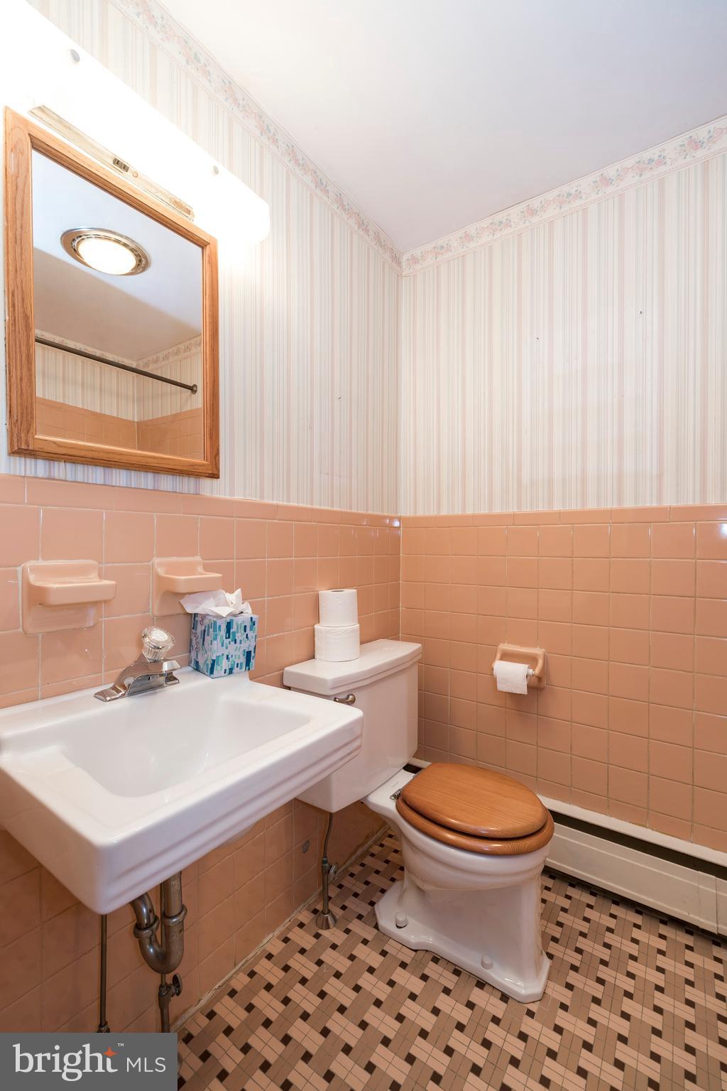 8 Stone Ridge Road Thornton, PA 19373 - Photo 14 of 29 Gallery Image 14