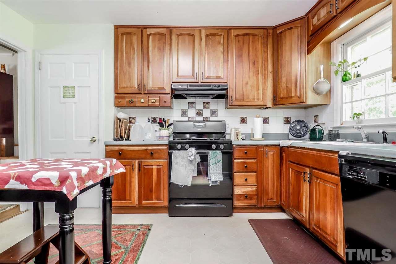 1027 Gardner Street Raleigh, NC 27607 - Photo 12 of 25