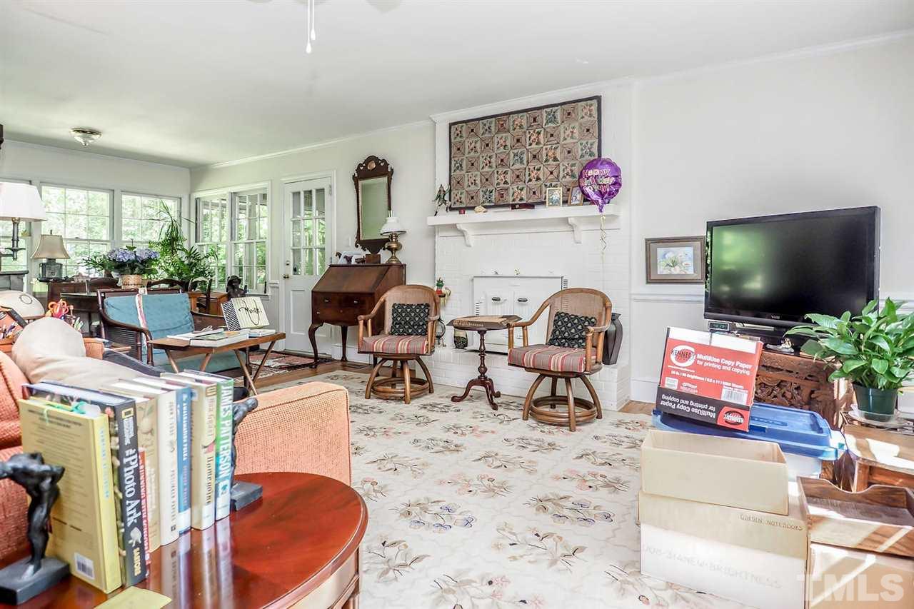 1027 Gardner Street Raleigh, NC 27607 - Photo 7 of 25