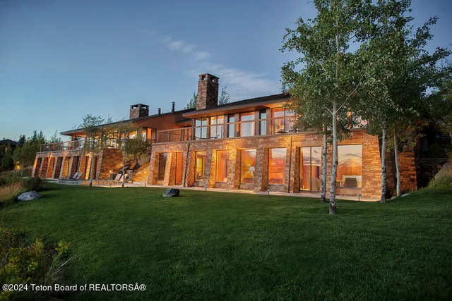 $15,000,000 | 1605 North Amangani Drive, Jackson, WY 83001