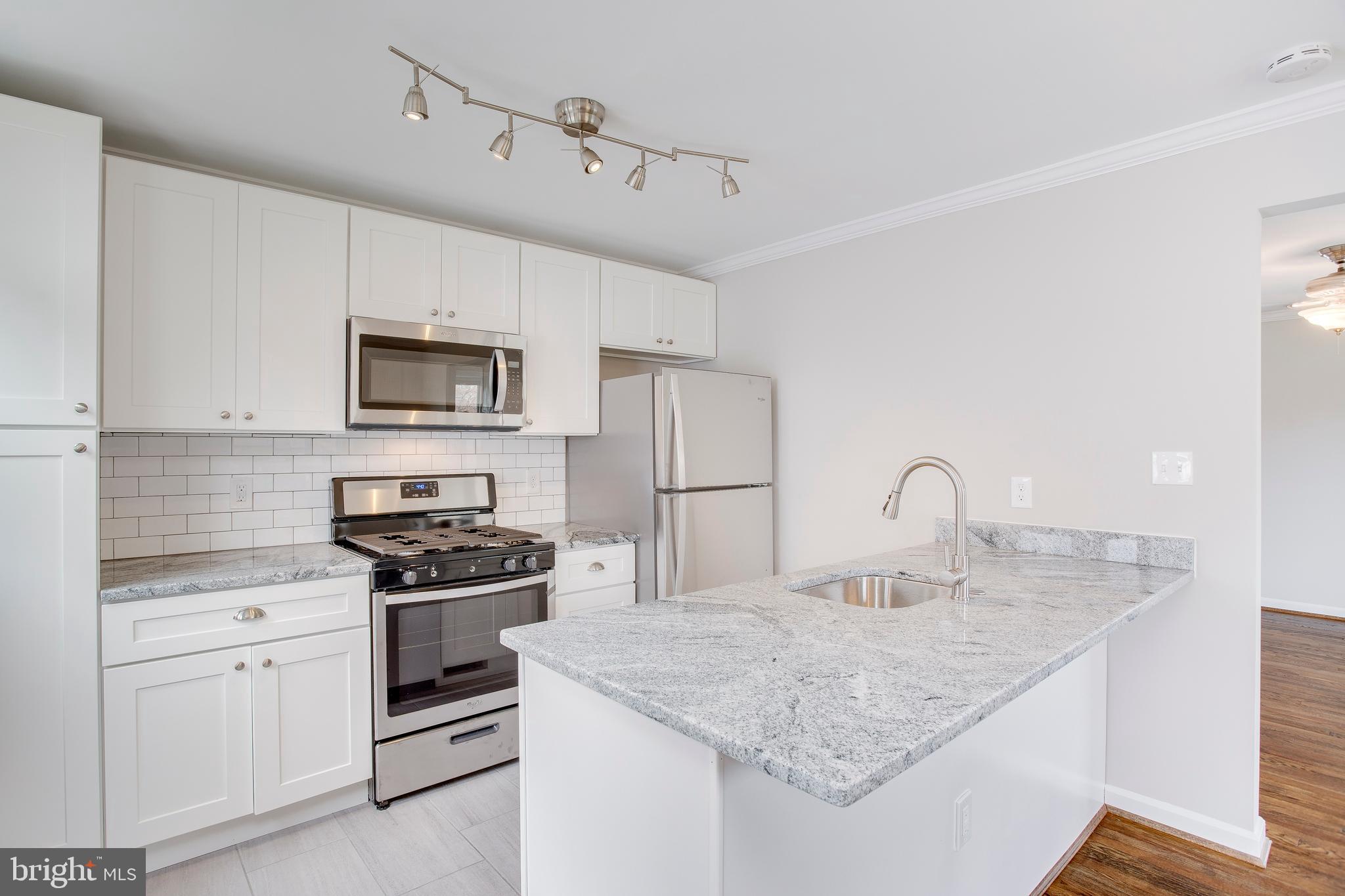 1916 Valley Road Baltimore, MD 21207 - Photo 15 of 35