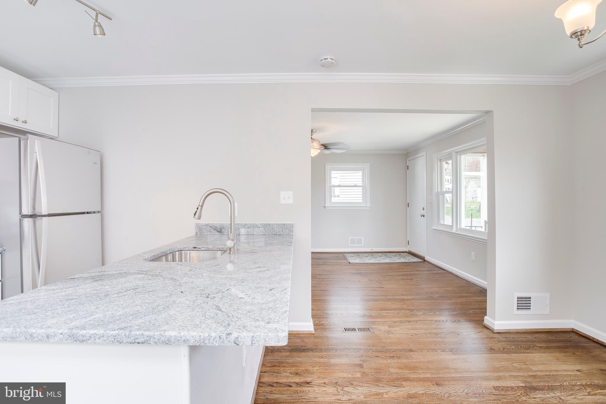 1916 Valley Road Baltimore, MD 21207 - Photo 18 of 35