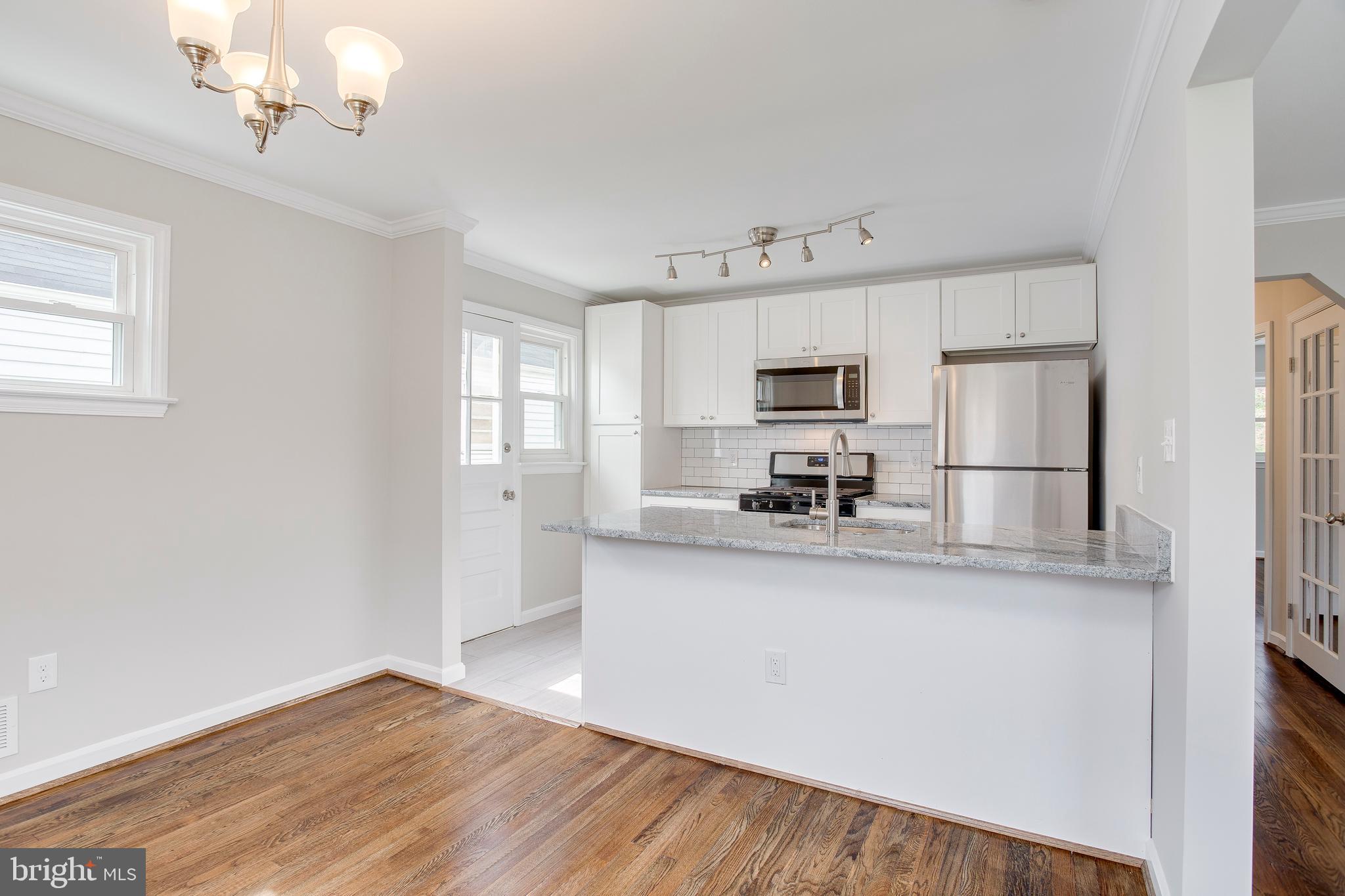 1916 Valley Road Baltimore, MD 21207 - Photo 19 of 35 Stainless steel appliances