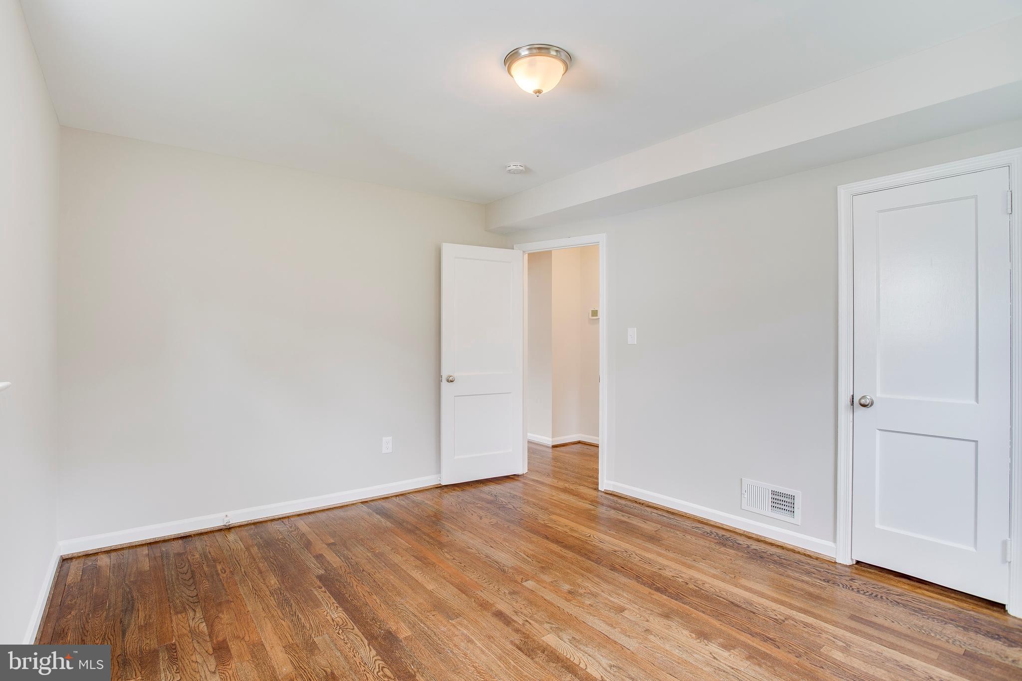 1916 Valley Road Baltimore, MD 21207 - Photo 26 of 35