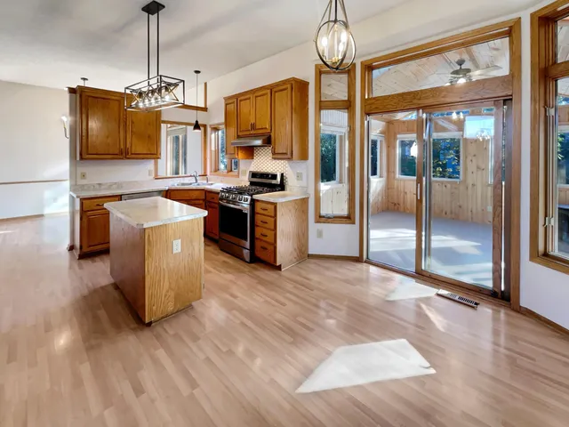 $550,000 | 14835 39th Avenue North, Plymouth, MN 55446