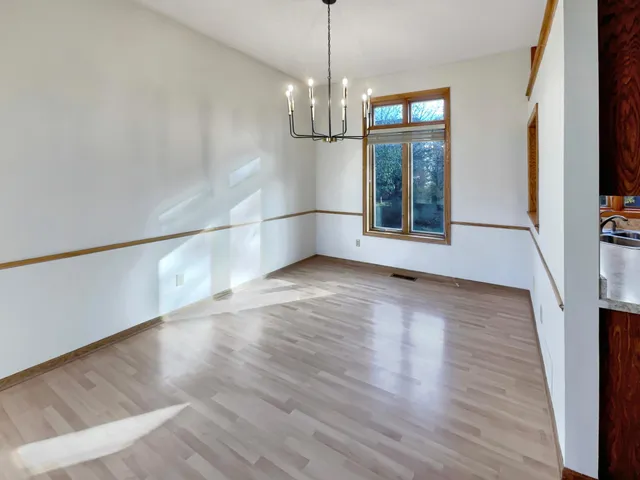 $550,000 | 14835 39th Avenue North, Plymouth, MN 55446