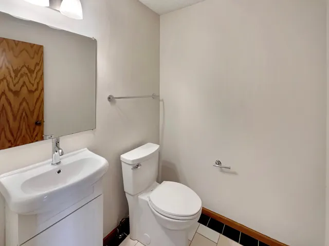 $550,000 | 14835 39th Avenue North, Plymouth, MN 55446