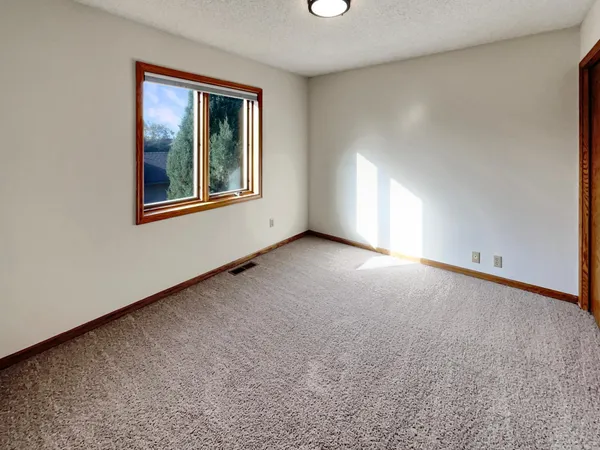 $538,000 | 14835 39th Avenue North, Plymouth, MN 55446