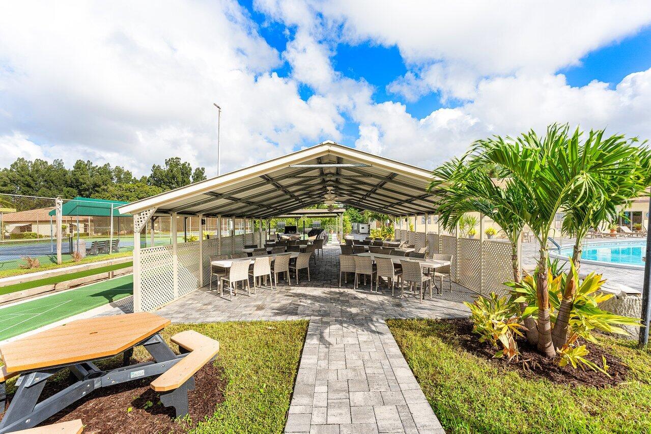 5300 Nesting Way, Unit A Delray Beach, FL 33484 - Photo 36 of 53 Community Picnic Area