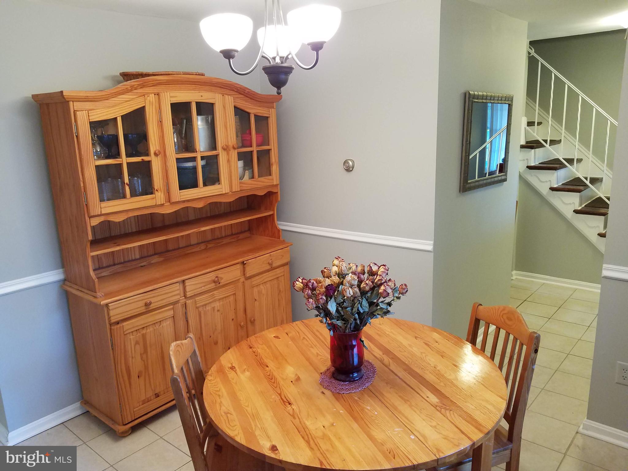 6955 Conservation Drive Springfield, VA 22153 - Photo 11 of 42 Dining Area