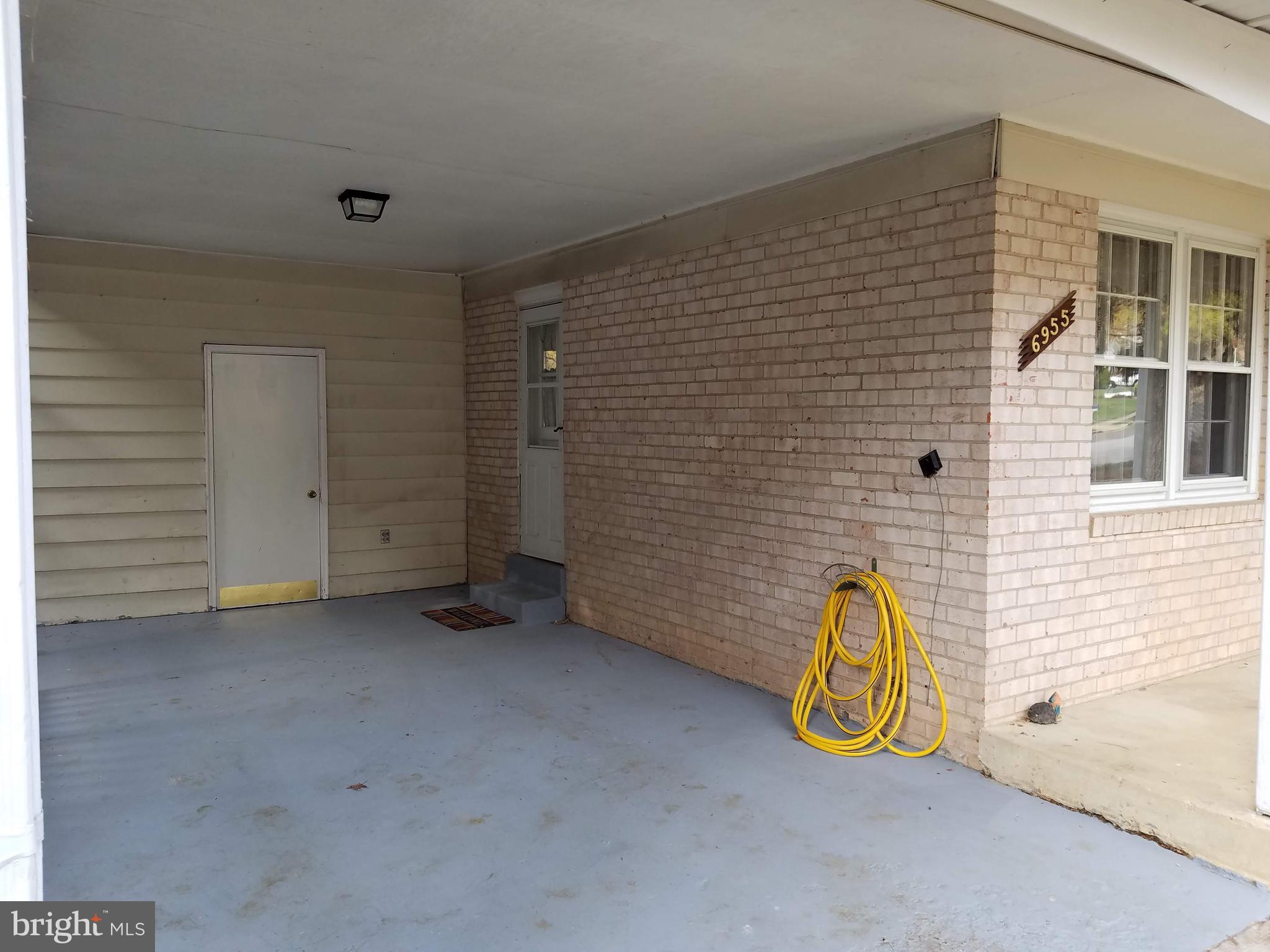 6955 Conservation Drive Springfield, VA 22153 - Photo 4 of 42