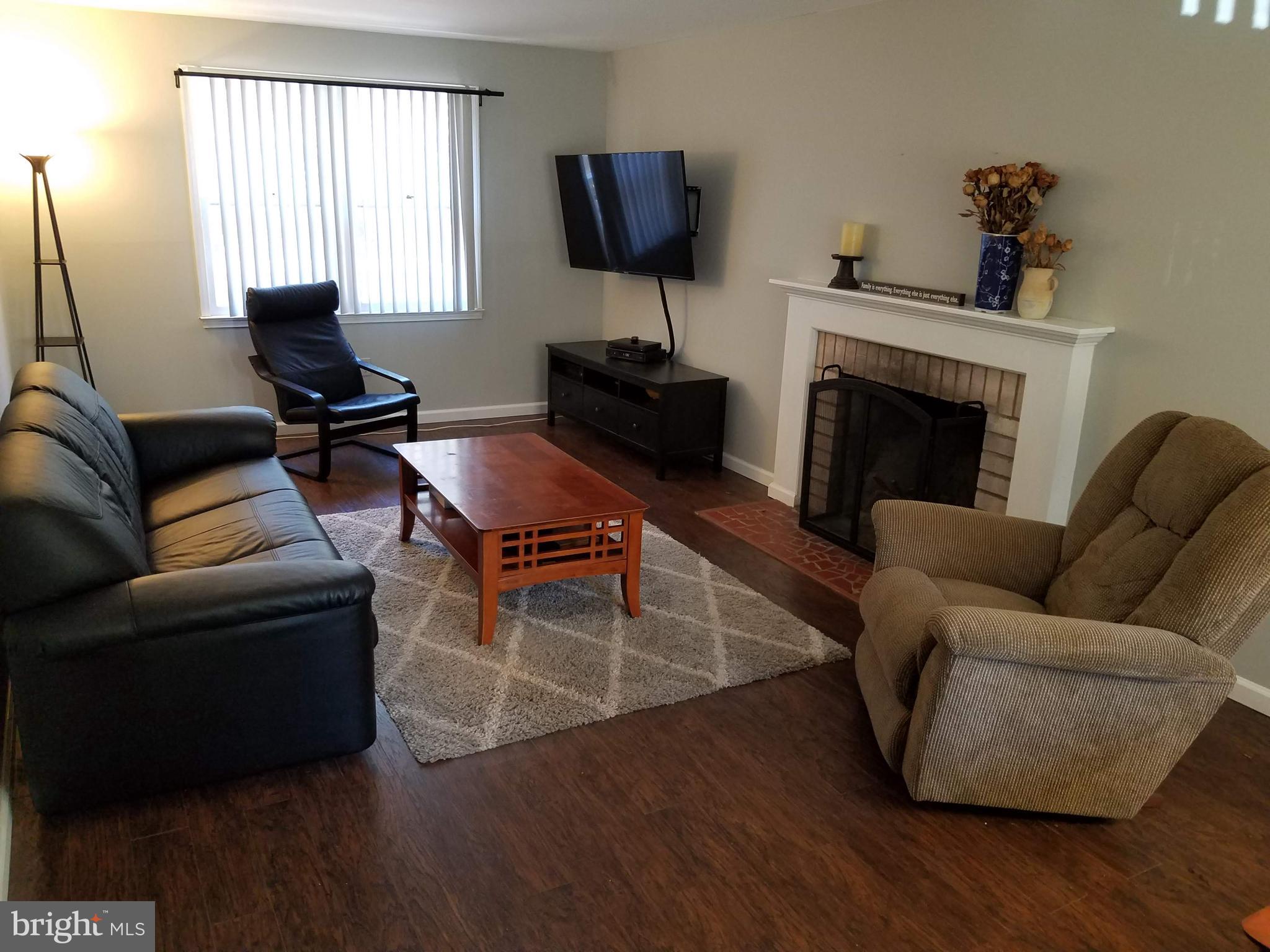 6955 Conservation Drive Springfield, VA 22153 - Photo 5 of 42 Living Room on main floor