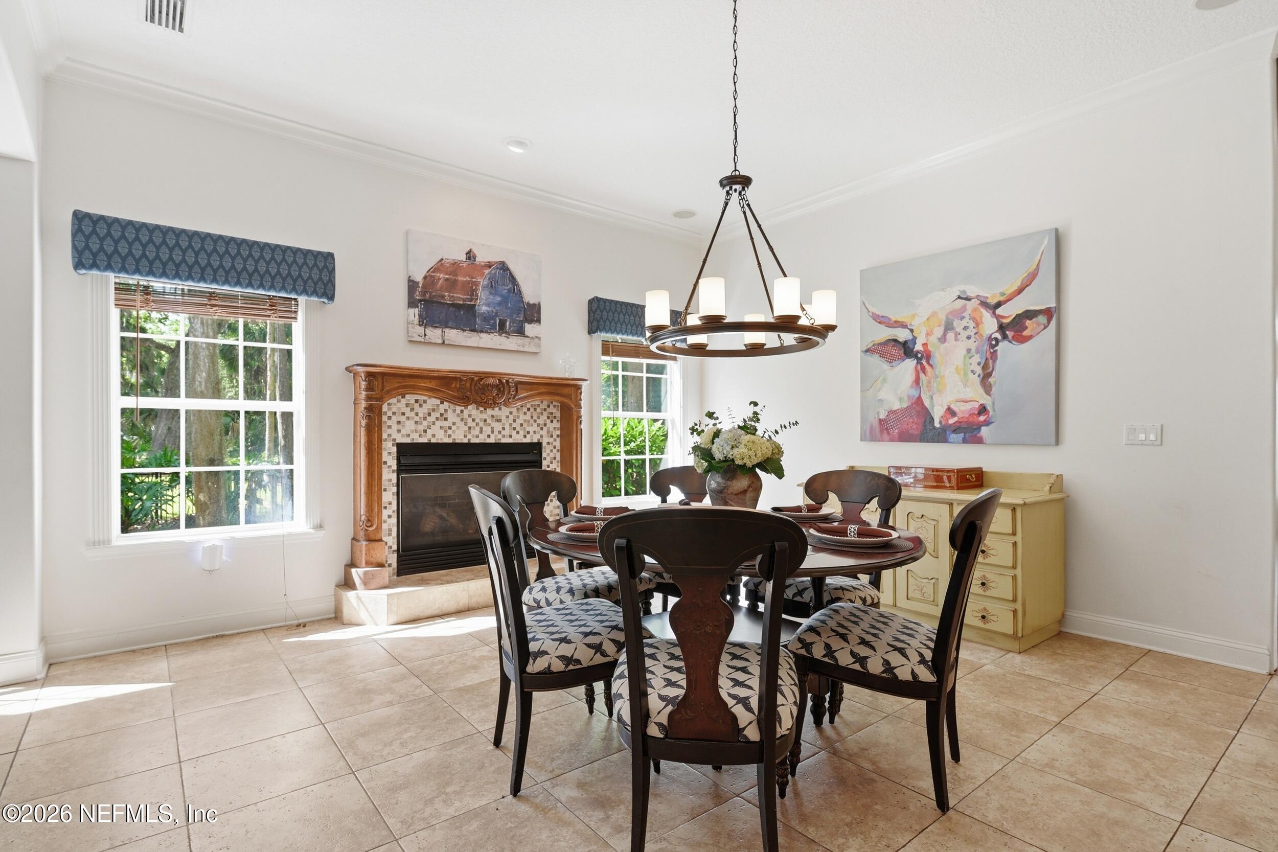 88 Cat Road Ponte Vedra Beach, FL 32082 - Photo 21 of 59 Casual Dining w/fireplace