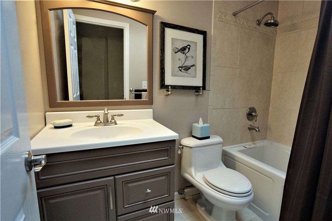 17409 156th Place Southeast Renton, WA 98058 - Photo 14 of 25 Gallery Image 14
