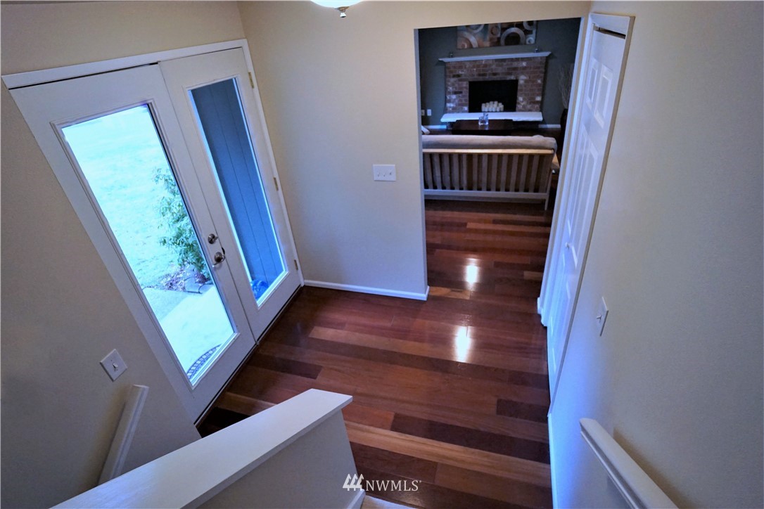 17409 156th Place Southeast Renton, WA 98058 - Photo 3 of 25 Gallery Image 3