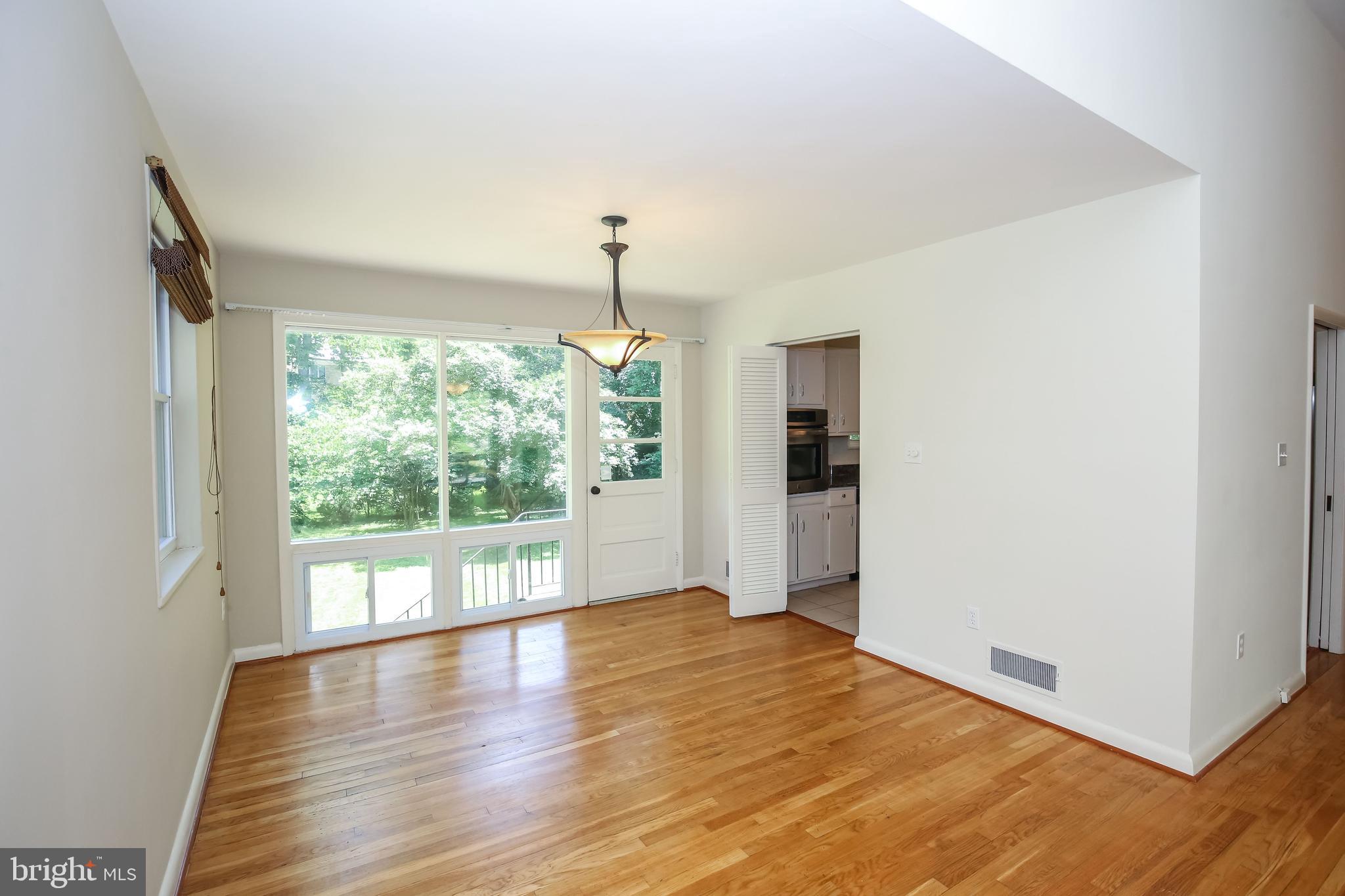 8401 Beech Tree Road Bethesda, MD 20817 - Photo 5 of 18 Dining Room