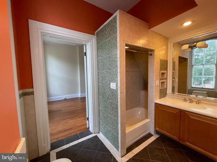 318 Bainbridge Street Philadelphia, PA 19147 - Photo 23 of 44 Penthouse A