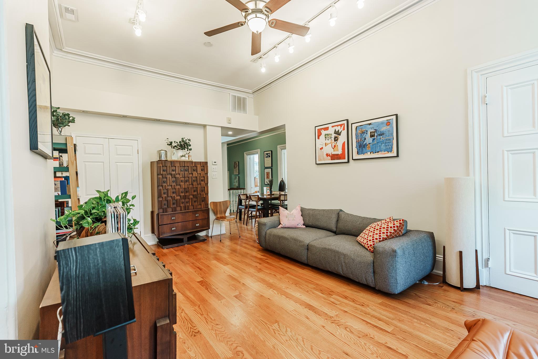 318 Bainbridge Street Philadelphia, PA 19147 - Photo 9 of 44 Penthouse A