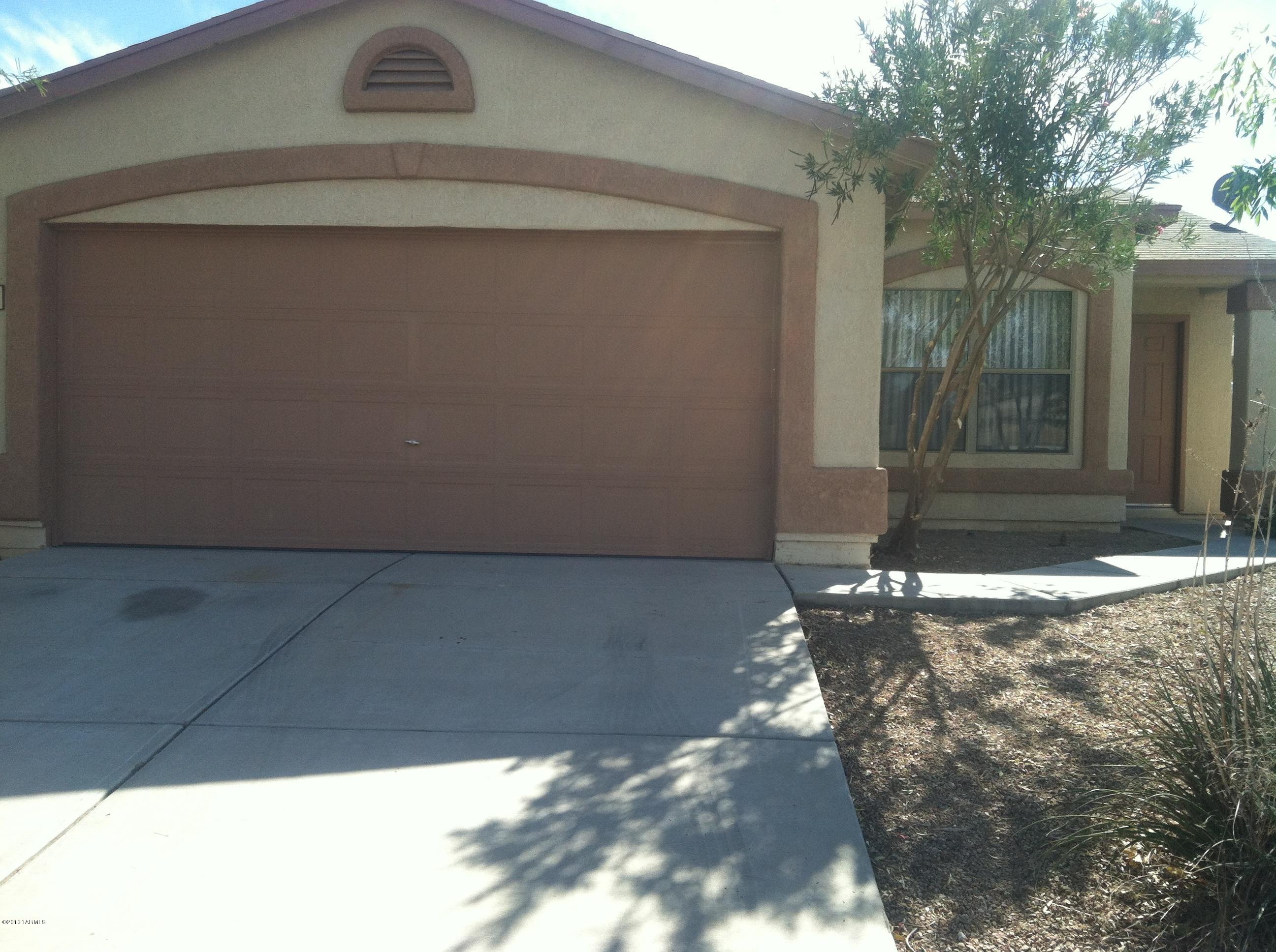 7852 East Rooner Drive Tucson, AZ 85730 - Photo 2 of 5
