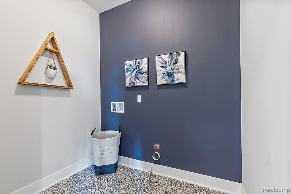 583 Cannonade Loop Howell, MI 48843 - Photo 2 of 45 Gallery Image 2