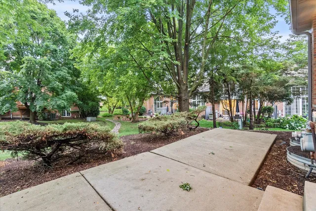 $370,000 | 11257 Melrose Court, Orland Park, IL 60467