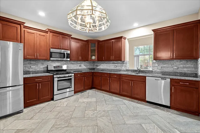 $370,000 | 11257 Melrose Court, Orland Park, IL 60467