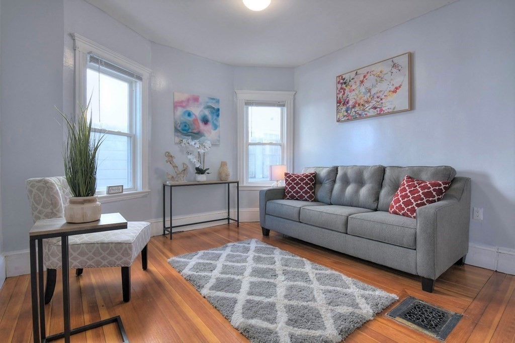 25 Arnold Road Quincy, MA 02171 - Photo 8 of 40 Gallery Image 8