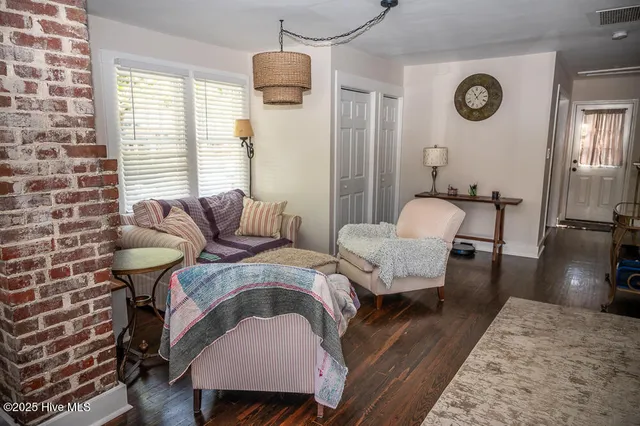 $1,700 | 501 South 14th Street, Wilmington, NC 28401