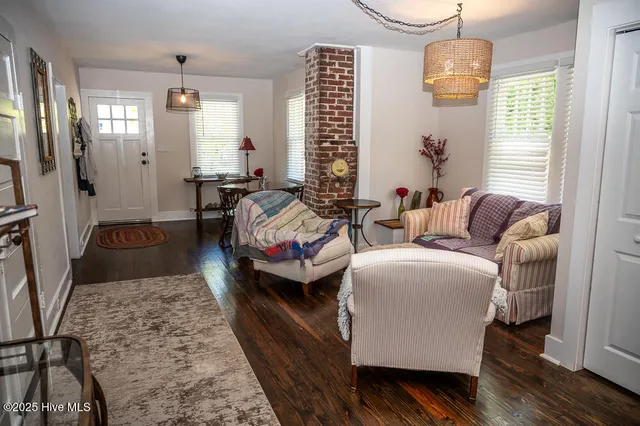 $1,700 | 501 South 14th Street, Wilmington, NC 28401