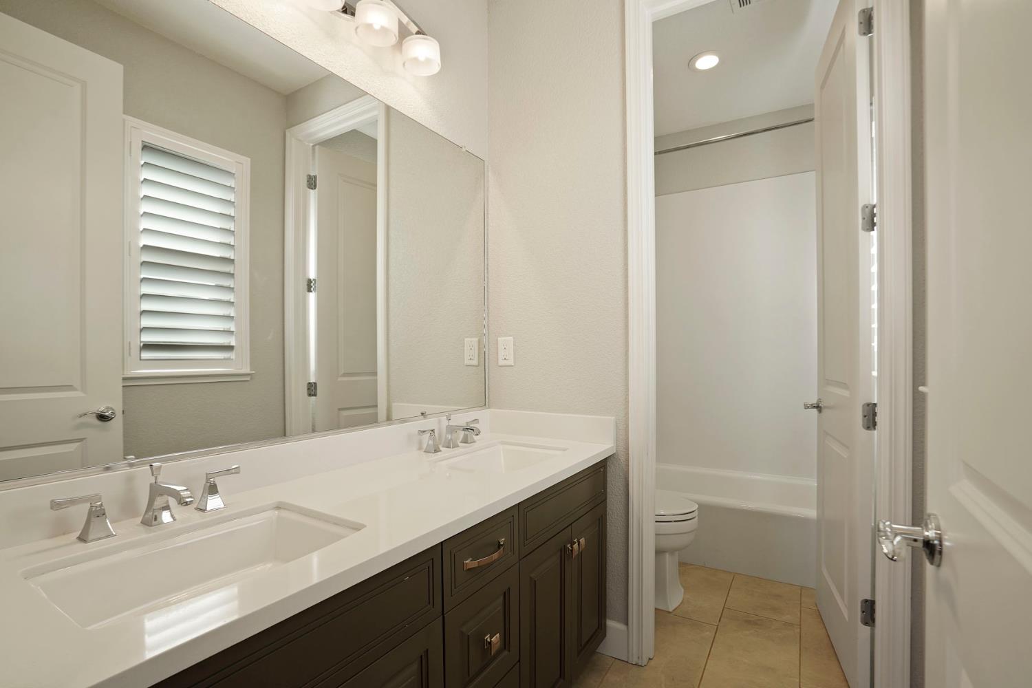 3081 Lombard Street Lodi, CA 95242 - Photo 41 of 82