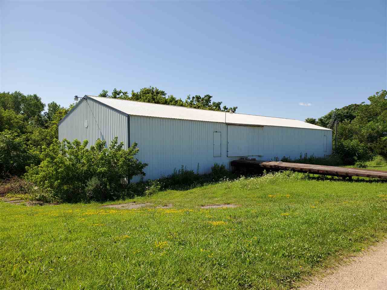 3345 Highway 151 Sun Prairie, WI 53590 - Photo 5 of 21
