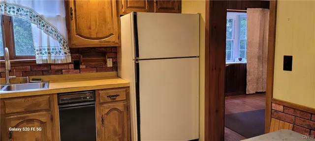 $174,900 | 139 East 3rd Street, Oswego, NY 13126