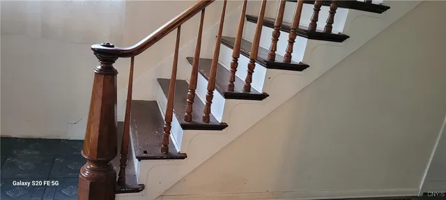 $174,900 | 139 East 3rd Street, Oswego, NY 13126