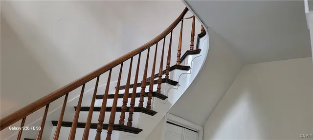 $174,900 | 139 East 3rd Street, Oswego, NY 13126