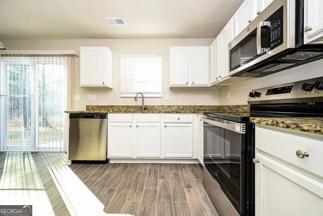 $2,050 | 6600 Browns Mill Ferry Drive, Lithonia, GA 30038