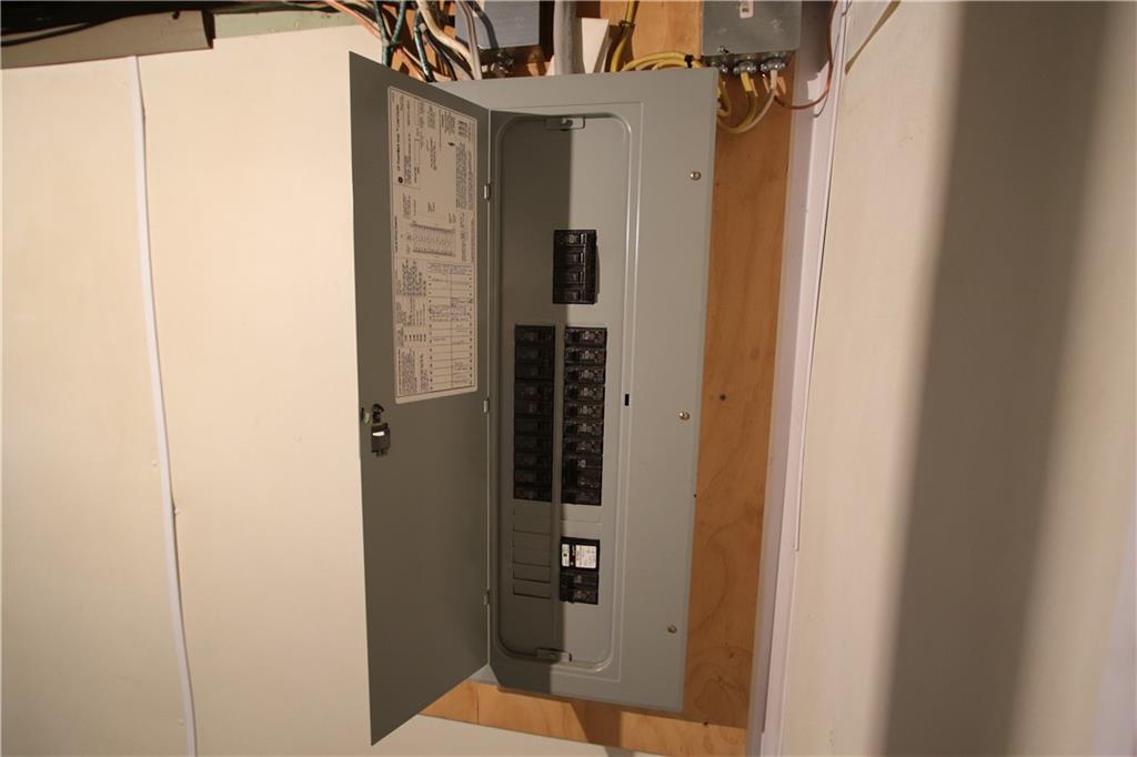 438 North Alexander Monongahela, PA 15063 - Photo 26 of 34 a view of a bathroom