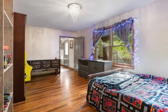 $899,900 | W7102 Buttercup Lane, Porterfield, WI 54159