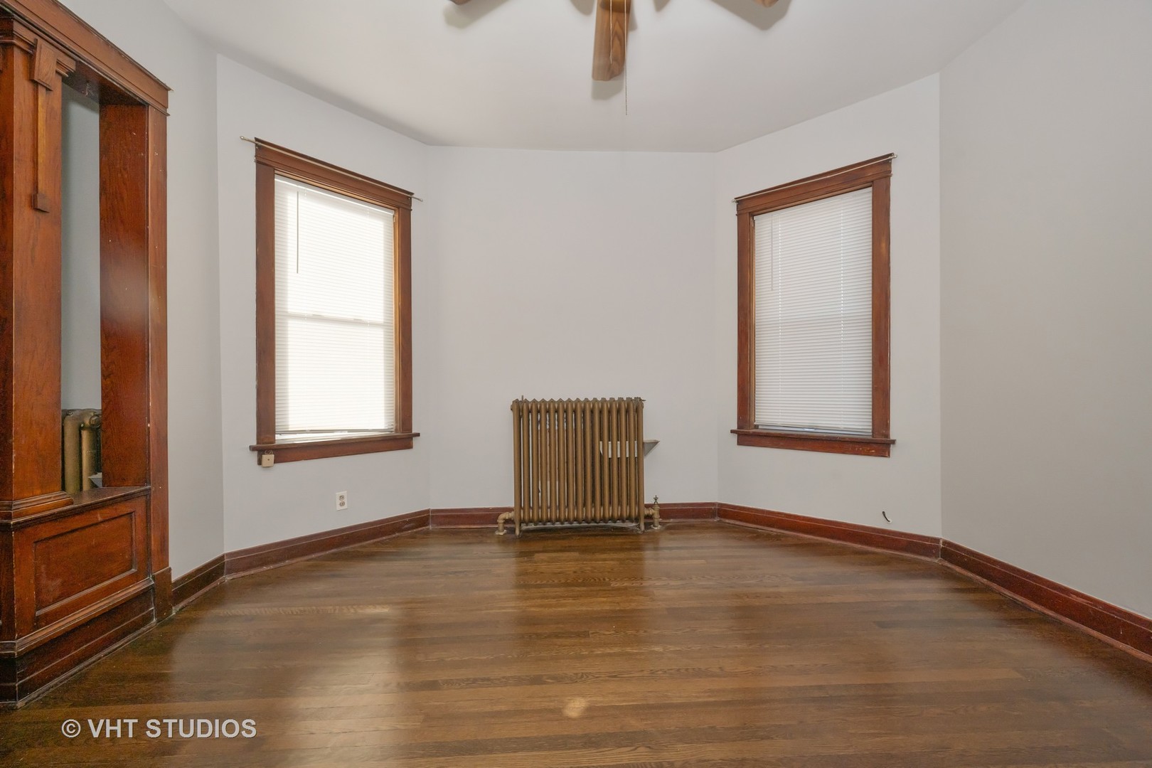 1942 West Cermak Road Chicago, IL 60608 - Photo 8 of 18 Gallery Image 8