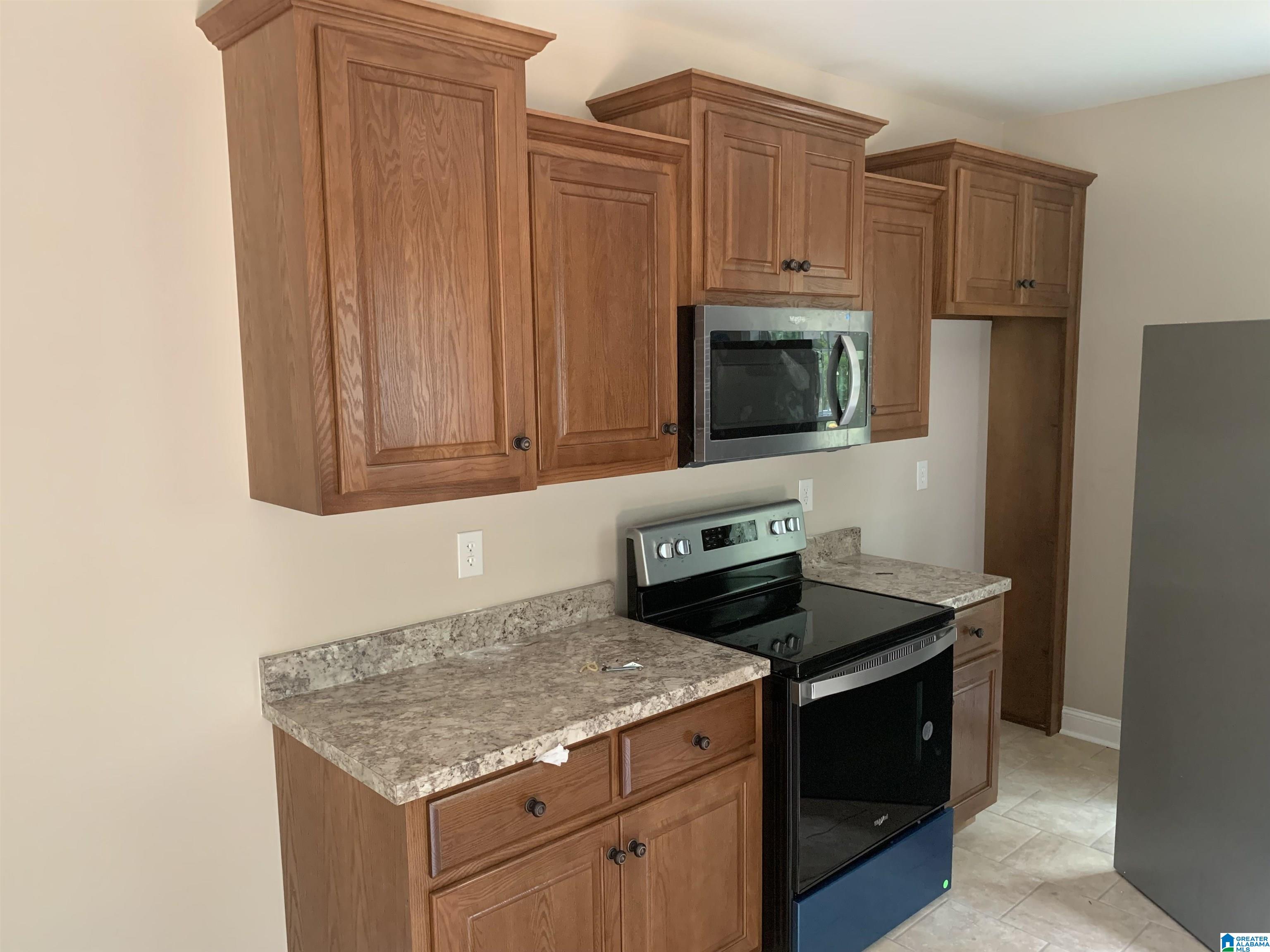 60 Chestnut Circle Warrior, AL 35180 - Photo 3 of 17
